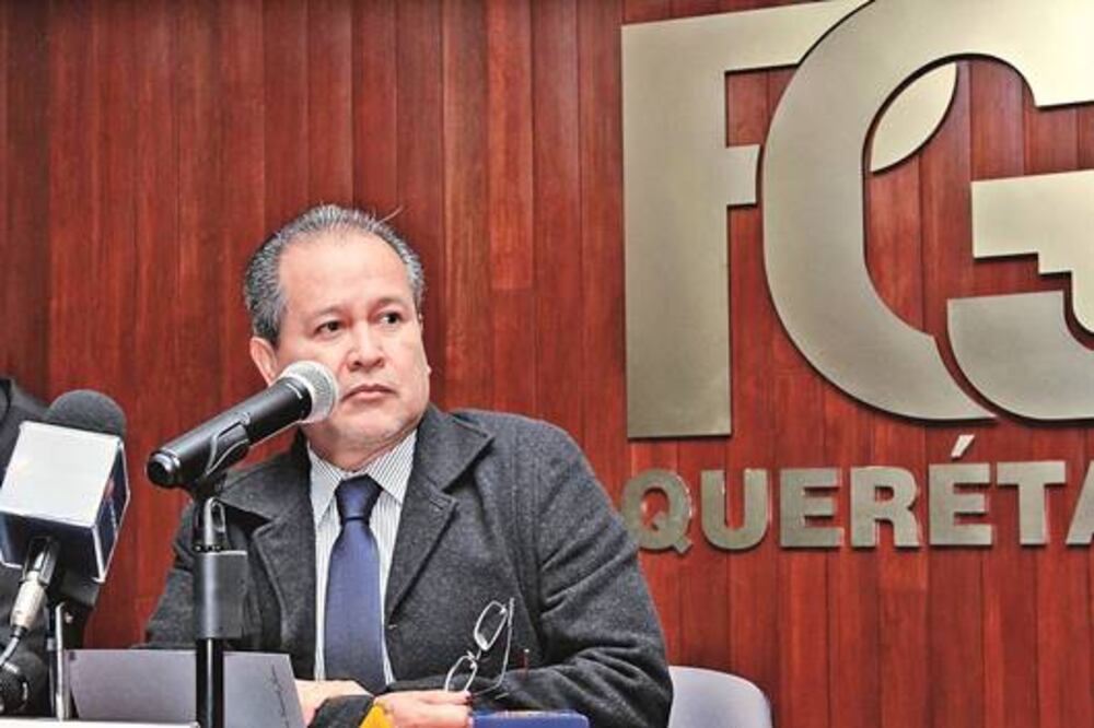 Cae presunto líder de banda de plagiarios