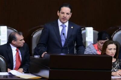 Avala PAN en Senado estrategia energética