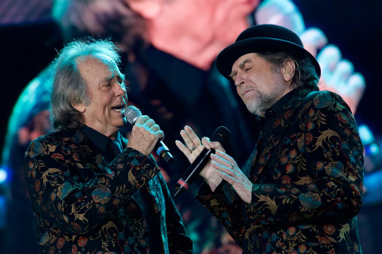 Desde Querétaro, Serrat y Sabina se despiden de México