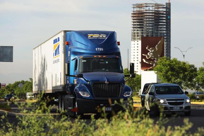 Querétaro inicia la restricción de vehículos pesados