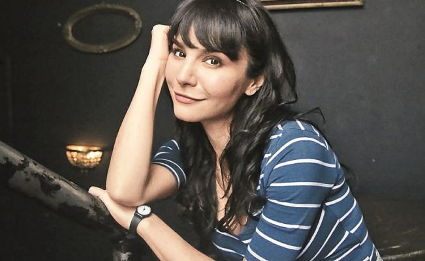 Martha Higareda, la mexicana mejor vestida en los Globos de Oro
