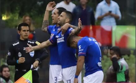 Cruz Azul no sabe anotarle goles al América