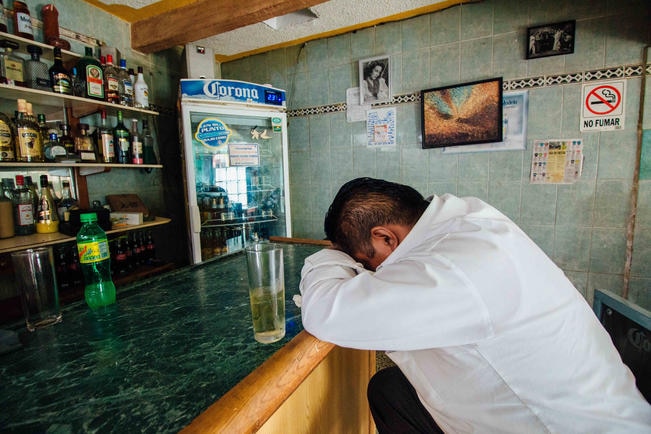 Familia, base para evitar alcoholismo