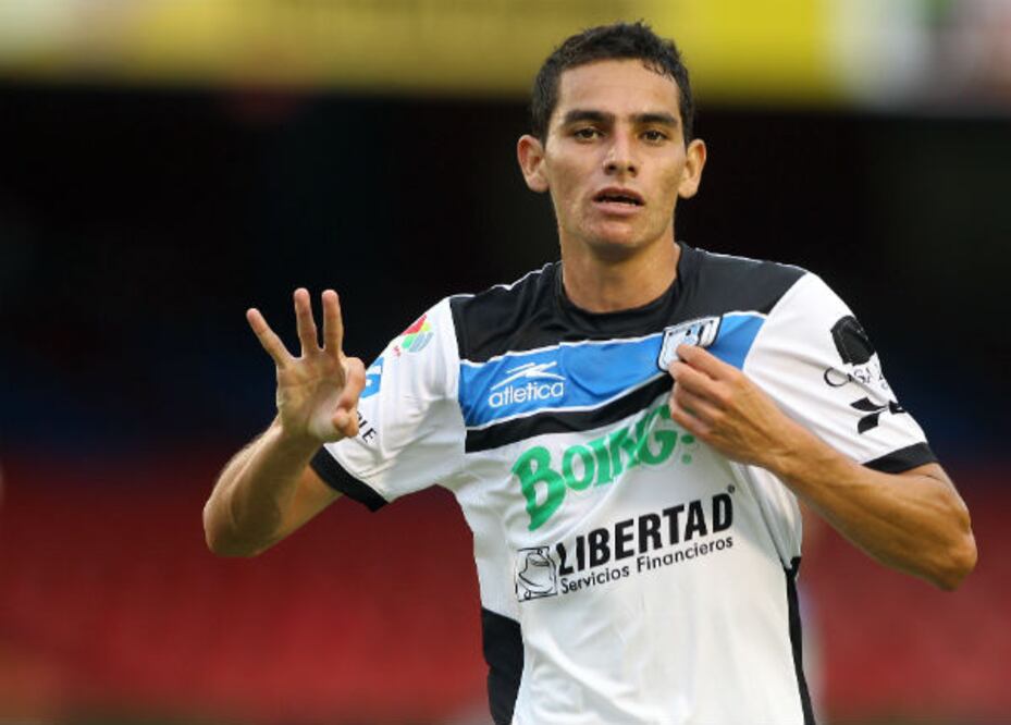 Emmanuel Tapia, es baja de Gallos Blancos