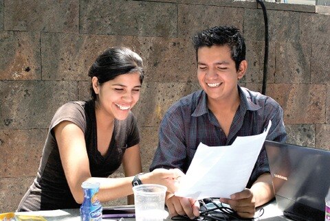 Acercan a estudiantes a la realidad laboral