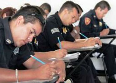 Evaluados 90% de policías de Pedro Escobedo