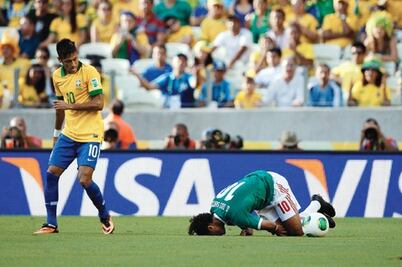 Ni cómo levantar cabeza