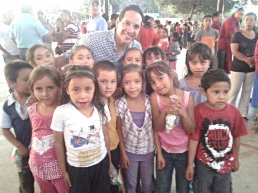 Francisco Domínguez gestiona 30 mdp