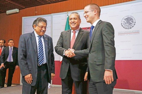 Celebran destrabe de ley contra corrupción