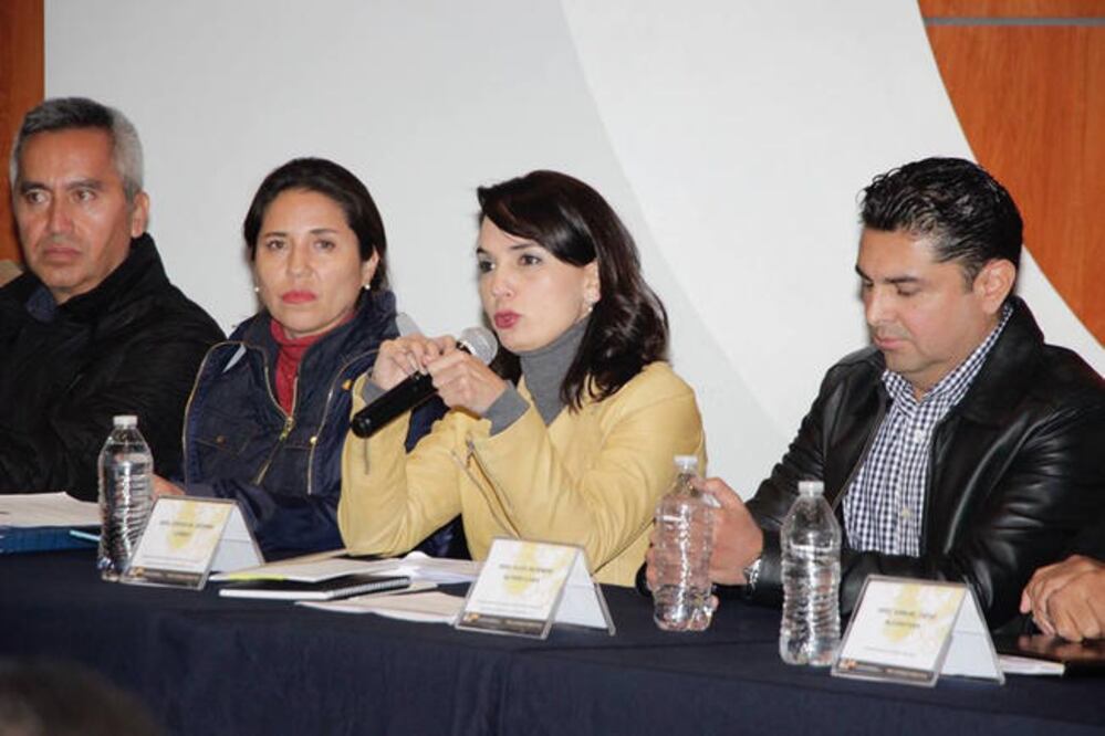 En el marco de su aniversario 45, el Colegio de Arquitectos analiza las posibilidades de dar más viabilidad al tránsito de la ciudad y, sobre todo, generar un servicio de calidad. (ESPECIAL)