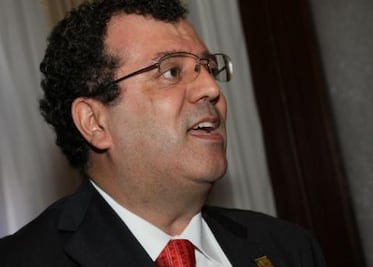 Aumento no irá a bolsillos de líderes