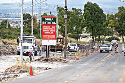 Por concluir, obras en Avenida del Parque