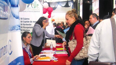 Crecen 600% apoyos a jóvenes