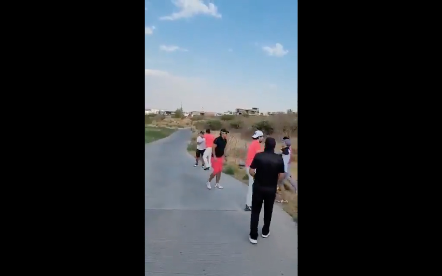Riña en campo de golf de Zibatá se vuelve viral