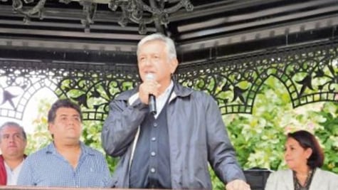 AMLO realiza gira por sierra