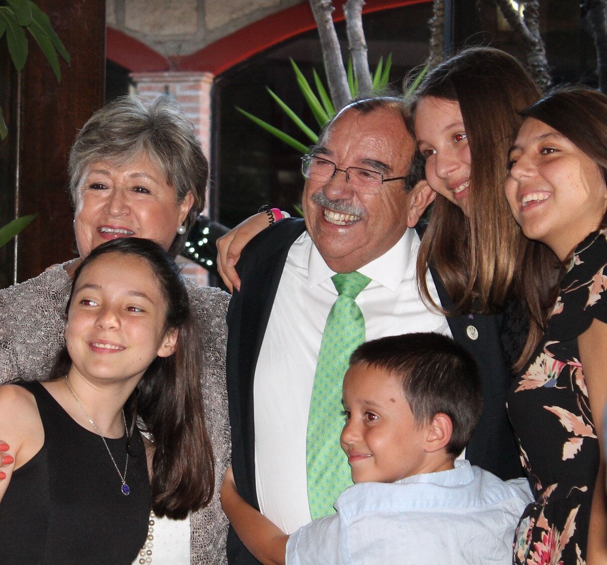 ¡A soplar 75 velitas!