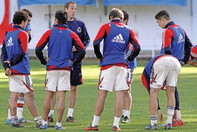  Cinco posibles  bajas de Chivas no viajan