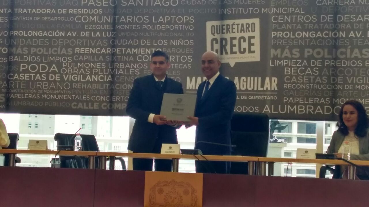 Marcos Aguilar Vega entregó su segundo informe de actividades