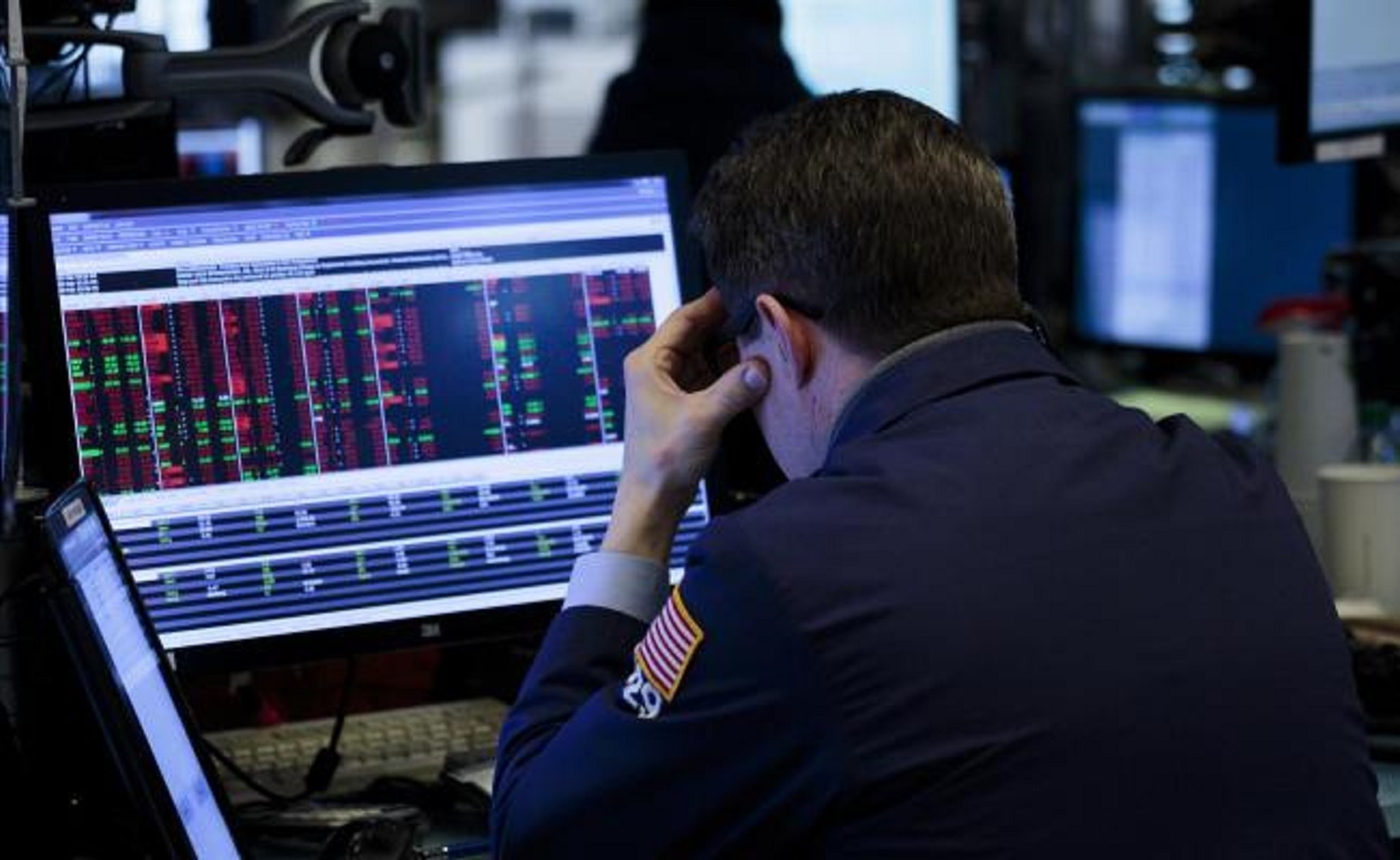 El Dow Jones sufre la mayor caída en puntos de su historia
