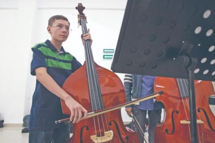 Invitan a niños a formar orquesta 