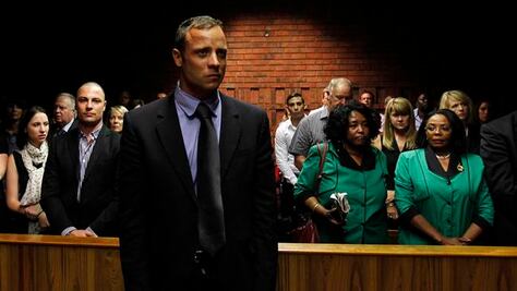 Fiscal acusa a Oscar Pistorius