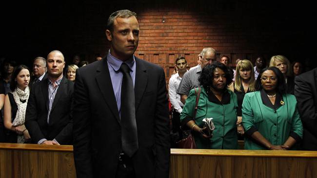 Fiscal acusa a Oscar Pistorius