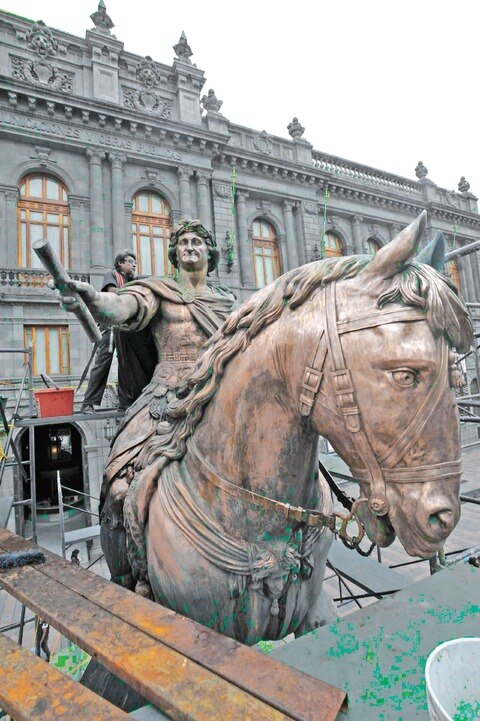 "El Caballito" será fundido y vuelto a erigir