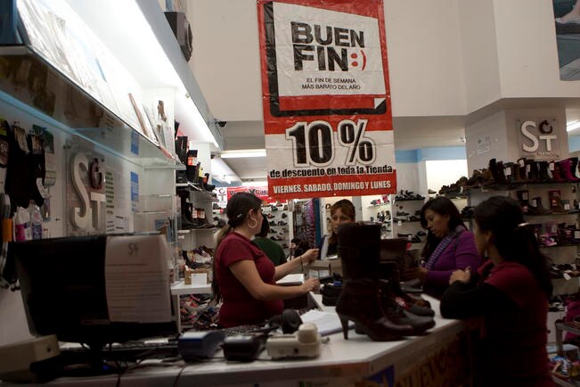 Más de 800 policías en operativo de El Buen Fin