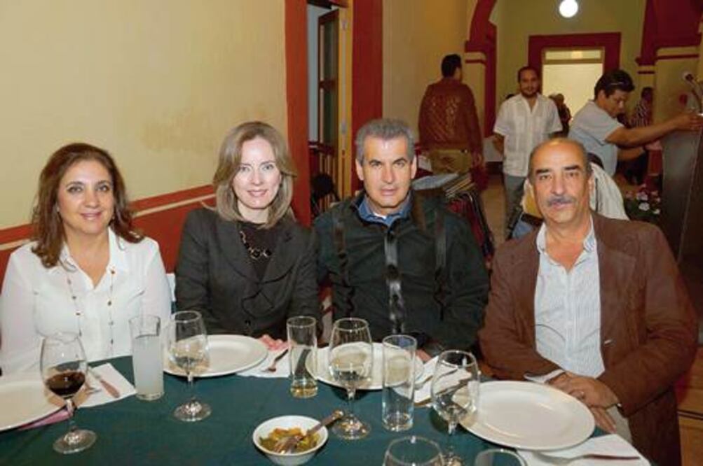 Ofrecen velada mexicana