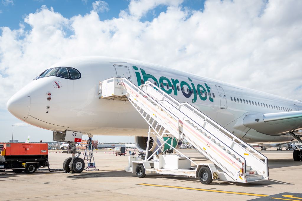 Iberojet analiza operar en el aeropuerto de Querétaro