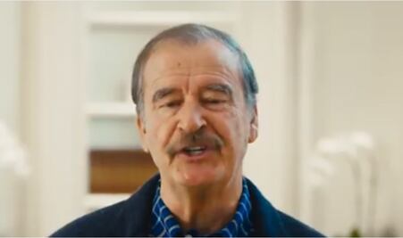 Vicente Fox pagará construcción de "muros" en EU