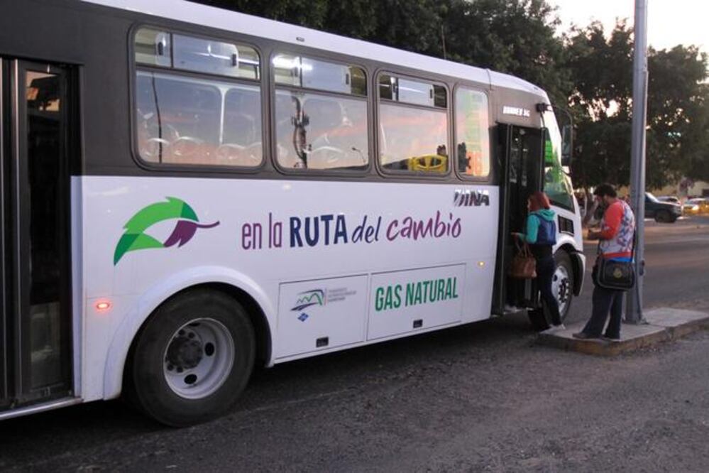 Modificaciones. Los legisladores planean tipificar las concesiones del transporte (CÉSAR GÓMEZ. EL UNIVERSAL)