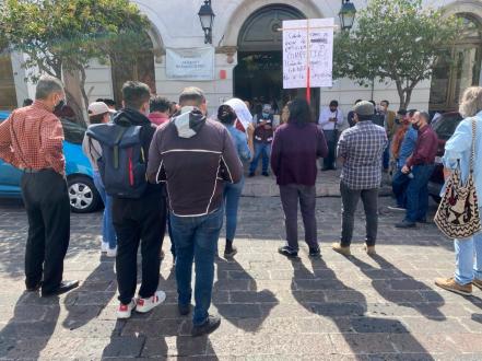 Continúan las protestas por la precandidatura de Celia Maya a la gubernatura de Querétaro