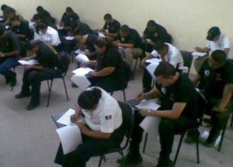 43 PoEs reprobaron exámenes