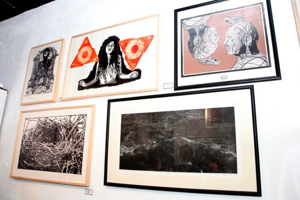 Durante este mes, el nuevo espacio alberga una exposición que reúne trabajos de grabado y esténcil de artistas de diversas regiones del país, como Oaxaca, Ciudad de México y por supuesto, Querétaro (GUILLERMO GONZÁLEZ. EL UNIVERSAL)