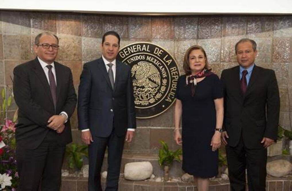 Llama a fortalecer Estado de derecho