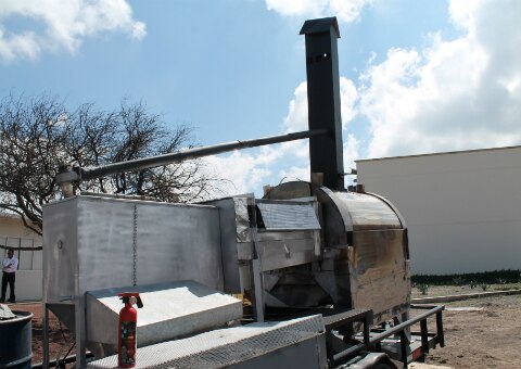 Presentan horno ecológico