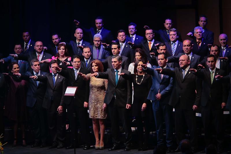 Llama Coparmex a ser más competitivos