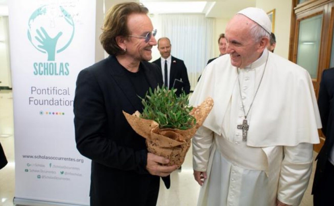 Papa habla con Bono sobre los casos de abuso sexual en la Iglesia