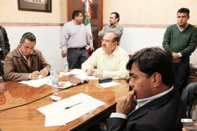 Galván dialoga con regidores