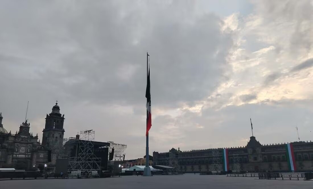 Izan por primera vez en la historia la bandera a toda asta en honor a mujeres indígenas; "la patria reconoce el inigualable valor de mexicanas": Sheinbaum