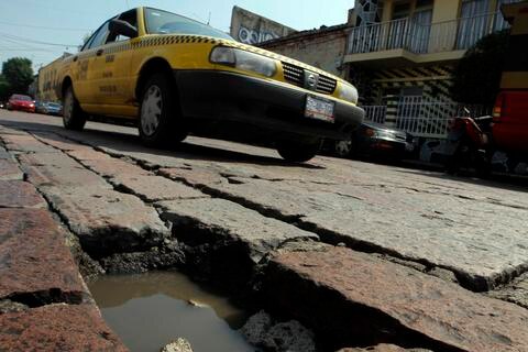 Inició reparación de baches: Ogando
