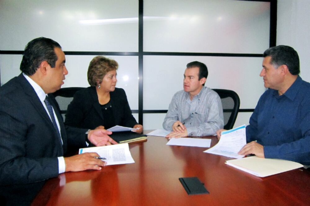Convenio CEA-Pedro Escobedo para saldar deuda