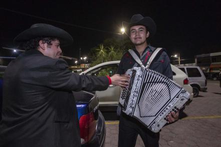Mariachi lucha para sobrevivir, ante la pandemia 