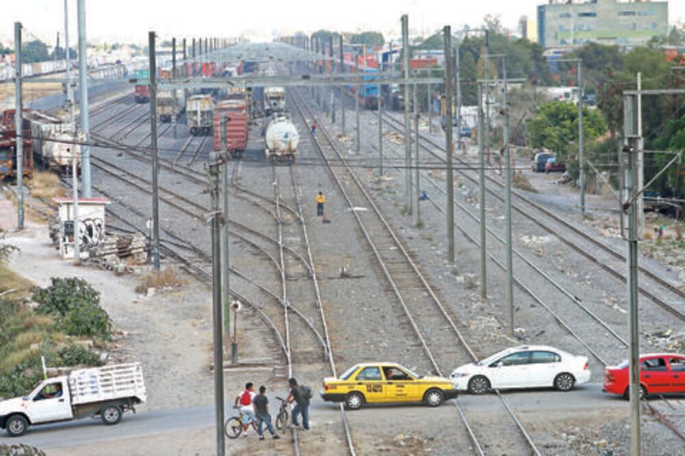 Prevén plan contra robo de trenes
