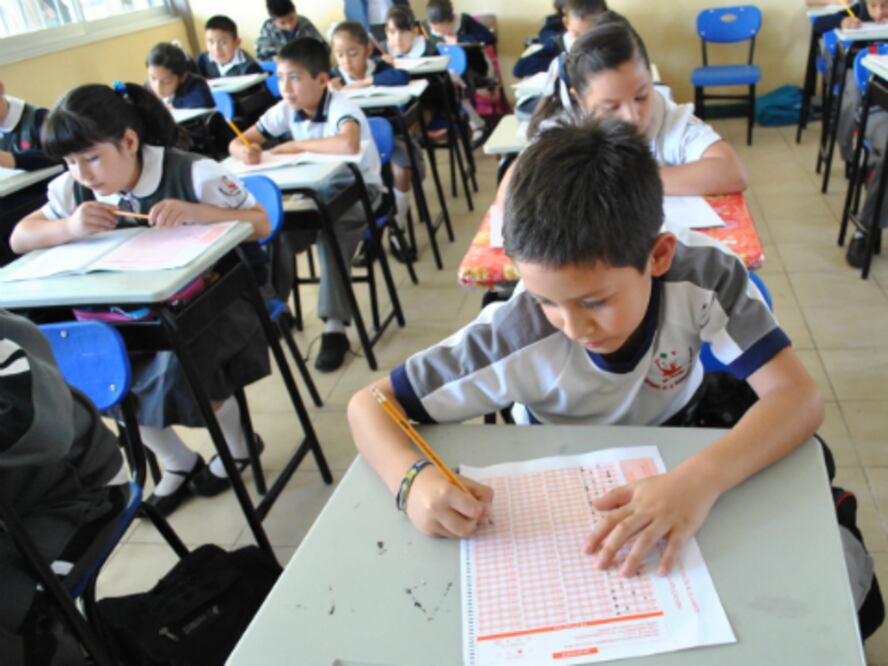 Aplican prueba ENLACE