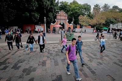 Juez amplía plazo para reinstalar a ambulantes