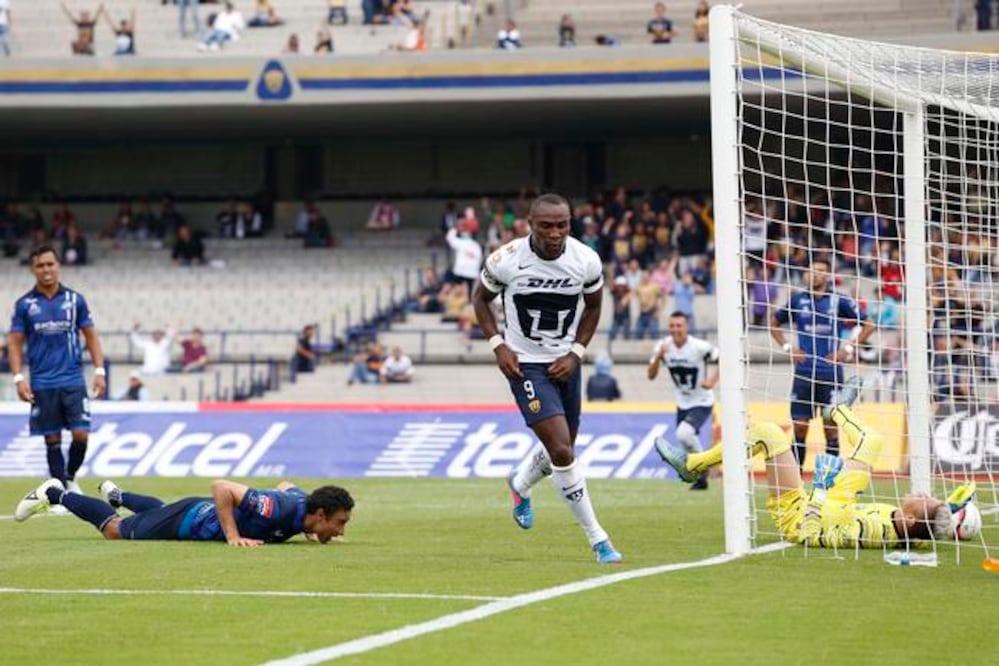El delantero ecuatoriano aprovechó la fragilidad defensiva del Celaya para horadar la portería. (AGUSTÍN SALINAS. EL UNIVERSAL)