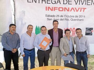 Entregan 18 viviendas a afiliados en SJR