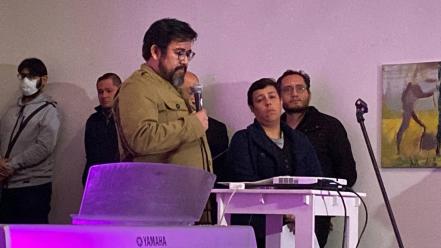 Entre música y aplausos, claman justicia para Francisco Muñoz